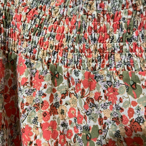 NWOT Universal Thread Floral High Rise Tiered A-Line Long Flowy Skirt Size 3X - Picture 4 of 5